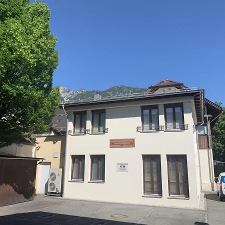 Apartment Max 1 *