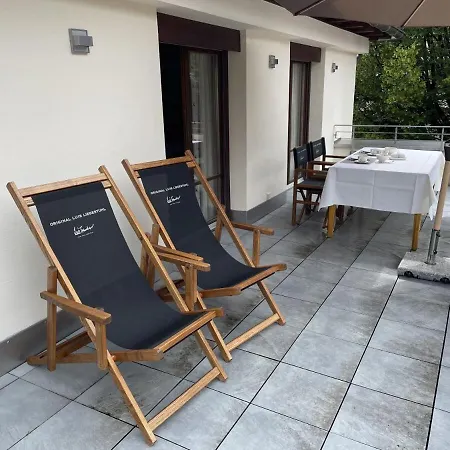 Max 1 Apartment